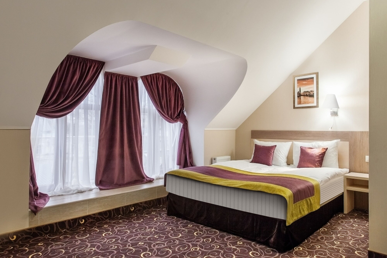 Bedroom 2, City & Business Hotel, Mineral'nye Vody
