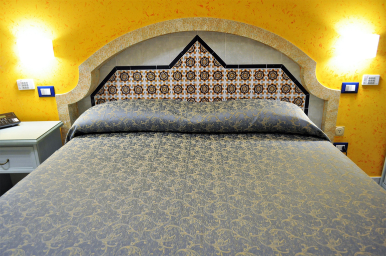 Bedroom 3, Hotel Al-Taïr, Trapani