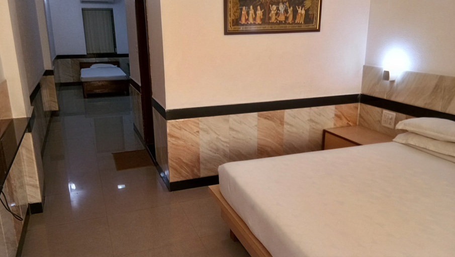 Bedroom 4, Hotel Arch Manor Deluxe, Bhopal