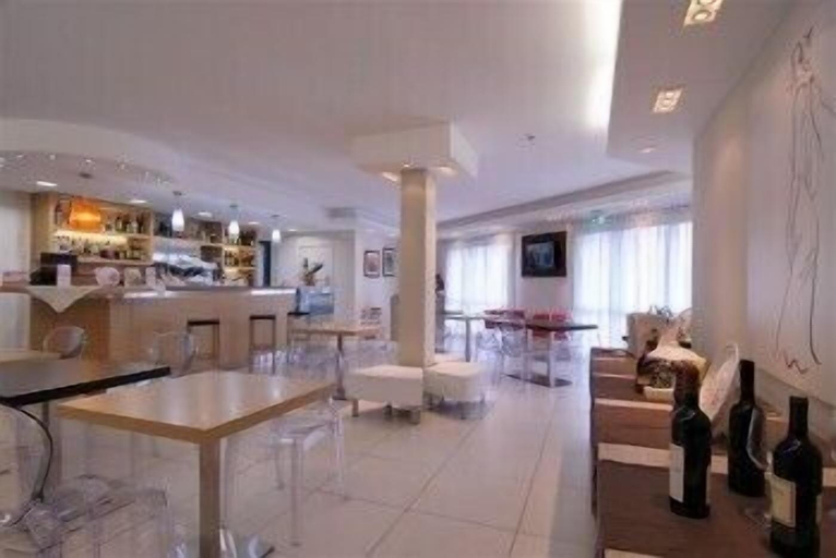 Food & Drinks 5, Hotel La Corte, Olbia-Tempio