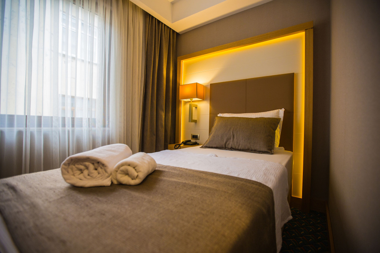 Bedroom 5, Blue Sea Hotel, Merkez