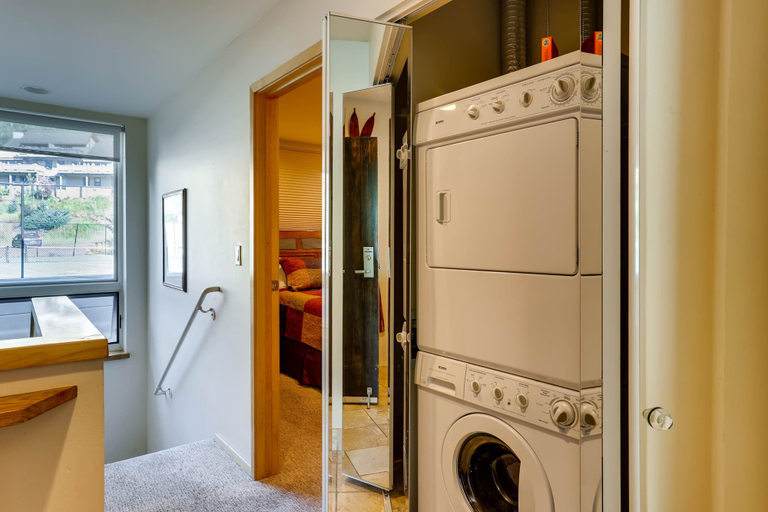 Others 5, Simba Run Condos 2Bed 2Bath, Eagle