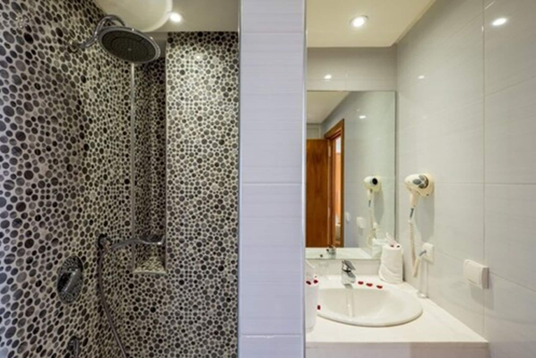 Bathroom 5, Ayoub Hotel & Spa, Marrakech