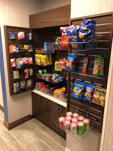 Food & Drinks 4, Hampton Inn & Suites Ann Arbor West, Washtenaw