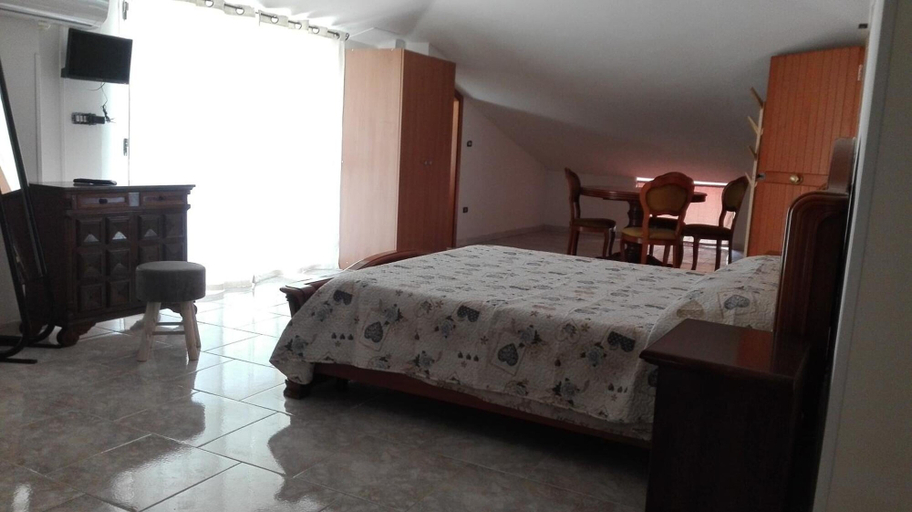 Bedroom 5, B&B Sentiero Romantico, Salerno