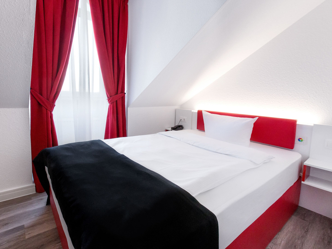 Bedroom 3, DORMERO Hotel München-Kirchheim Messe, München