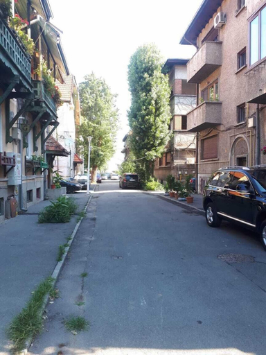 Others 3, Neva Zedek, Municipiul Bucuresti