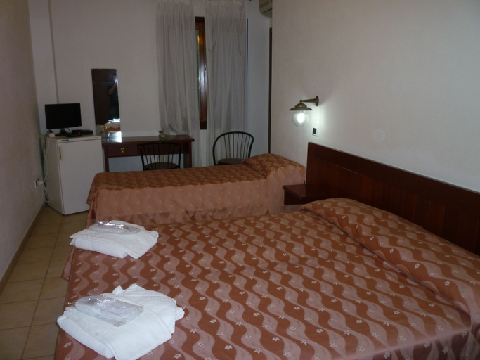 Bedroom 3, Hotel L'Ancora, Olbia-Tempio