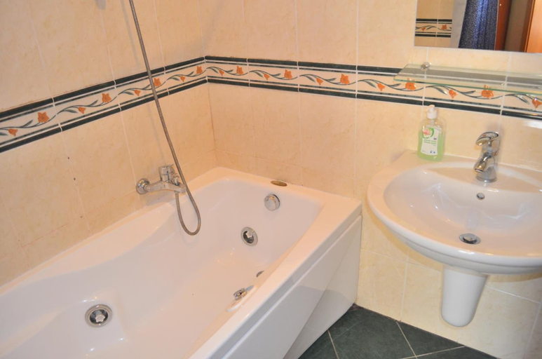 Bathroom 5, Hotel Petr, Karlovy Vary