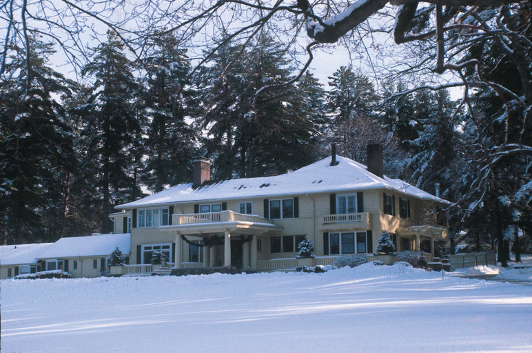 Exterior & Views, The Manor On Golden Pond, Grafton