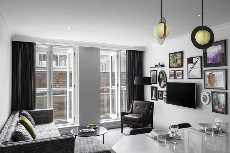 Bedroom 3, Mantra 2 Bond Street Sydney, Sydney