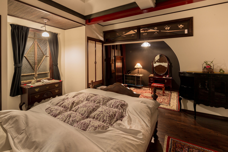Bedroom 2, Kayausagi, Hita