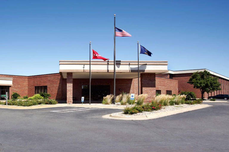 Exterior & Views, Salina Ambassador Hotel and Conference Center, Saline