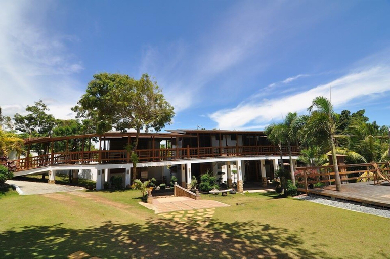 Exterior & Views 2, Boffo Resort, Loon