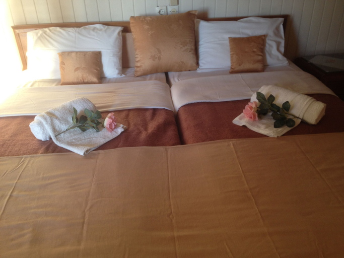 Bedroom 4, Alkyonis Apartments, South Aegean