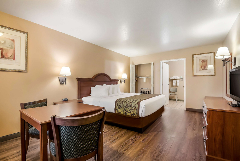 Bedroom 3, SureStay Hotel By Best Western Fernley, Lyon