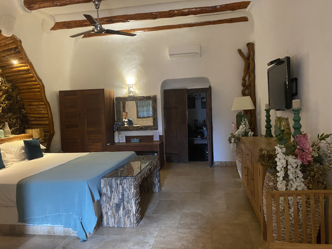 Bedroom 3, Domaine de Piscia, Corse-du-Sud