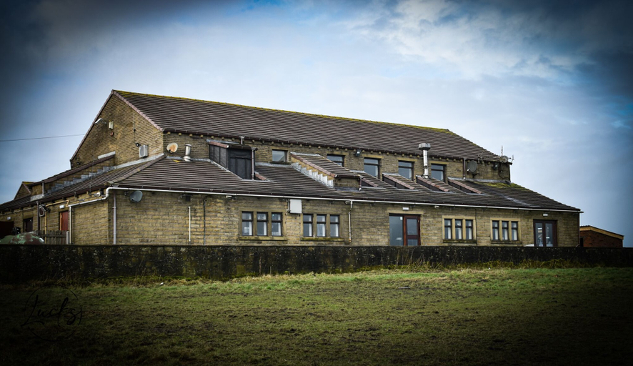 Exterior & Views 2, Pennine Manor Hotel, Kirklees