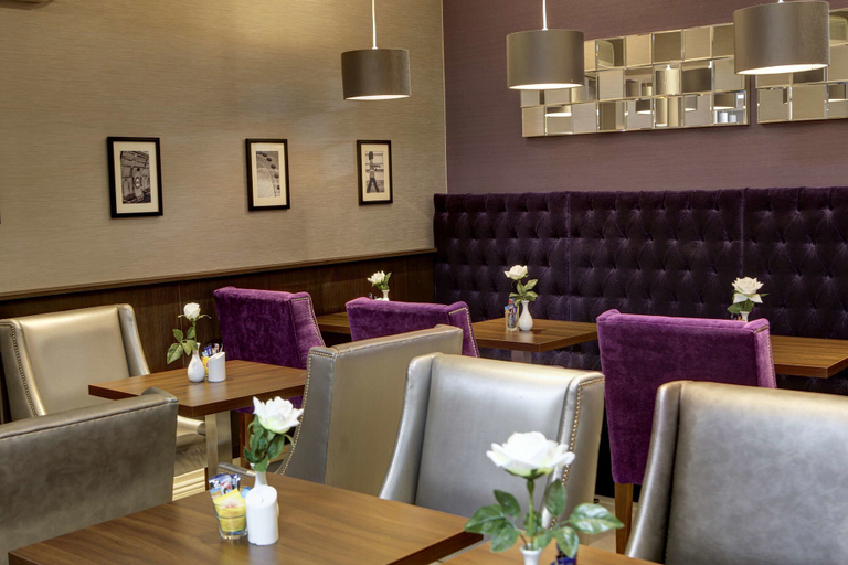 Food & Drinks 5, Best Western Victoria Palace, London