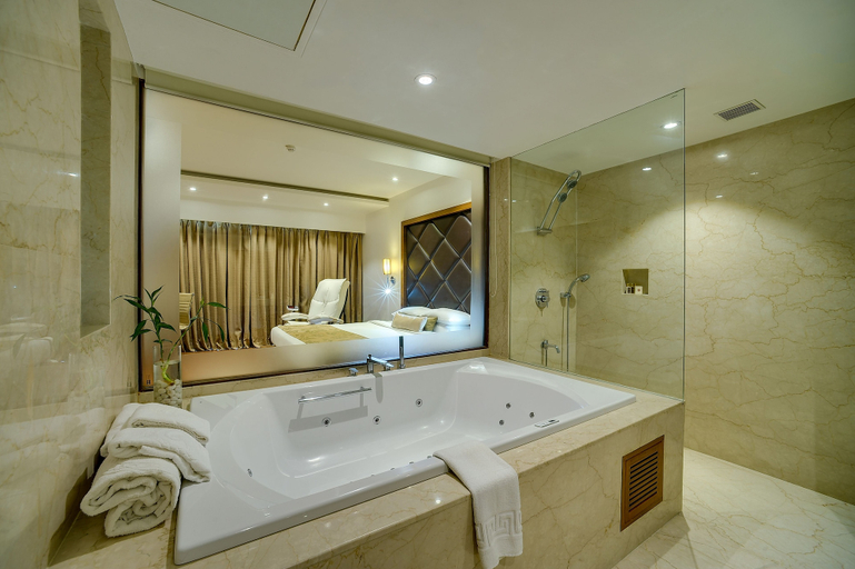 Bathroom 5, Ramee Grand Hotel and Spa, Pune, Pune