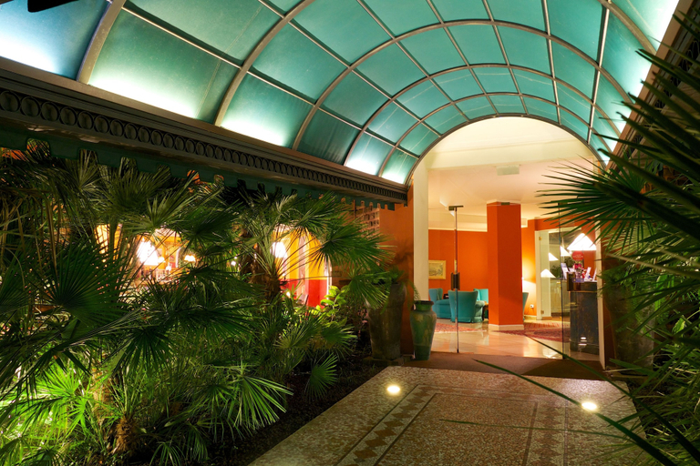 Exterior & Views 2, Hotel Villa Miravalle, Trento