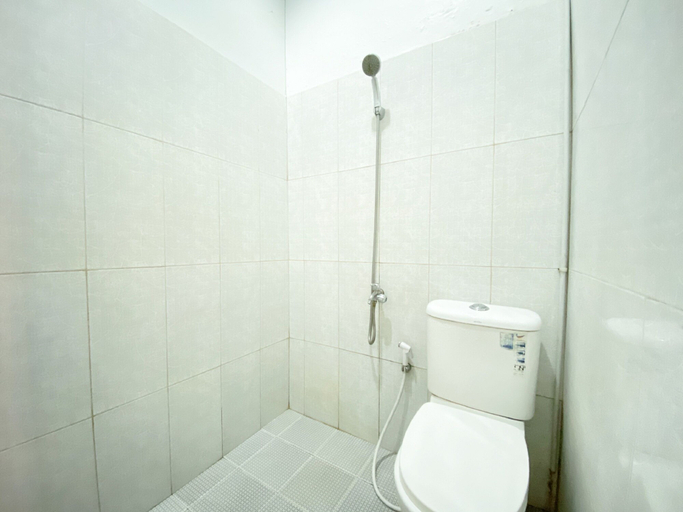 Bathroom 4, Hotel O Al-ghani 2 Syariah, Padang