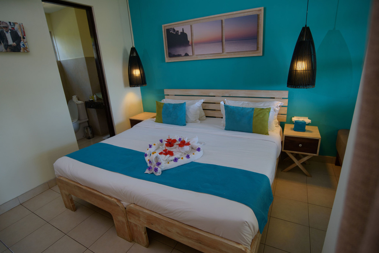 Bedroom 3, Anelia Resort & Spa, Black River