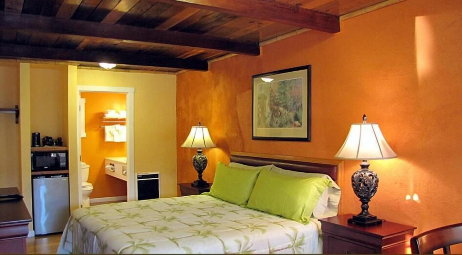 Bedroom 4, Coast Inn and Spa Fort Bragg, Mendocino