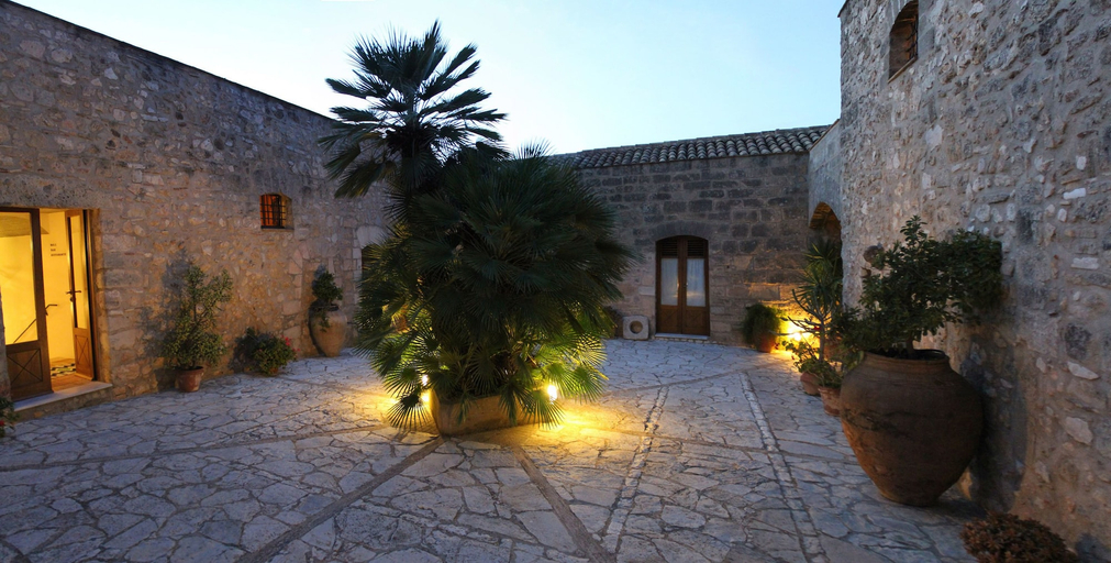 Exterior & Views 2, Baglio Santacroce, Trapani