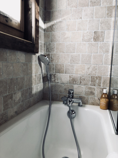 Bathroom 5, Hôtel Le Coin Savoyard, Haute-Savoie