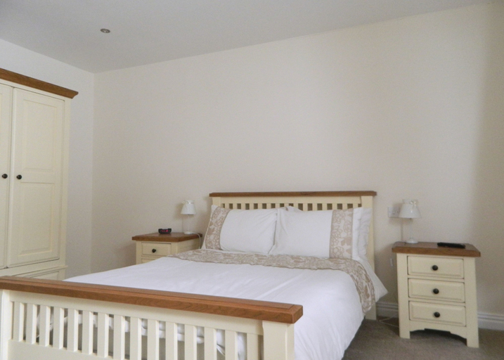 Bedroom 2, Lumb Farm Country Club, Derbyshire