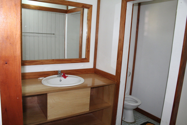 Bathroom 3, Ratu Kini Backpackers & Dive Resort, Nadroga/Navosa