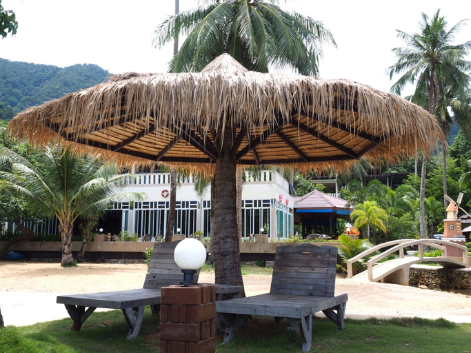 Food & Drinks 5, Bailan Beach Resort, Koh Chang