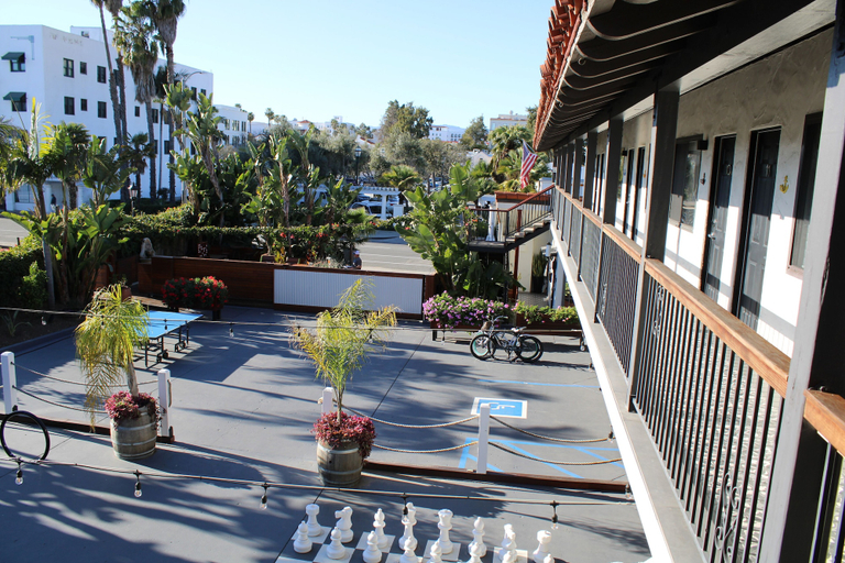 Exterior & Views 2, Haley Hotel, Santa Barbara