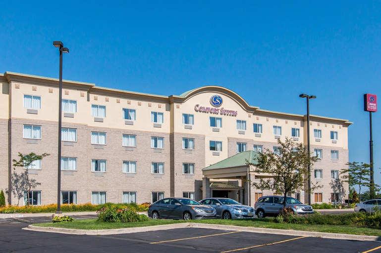 Comfort Suites Wixom, Oakland