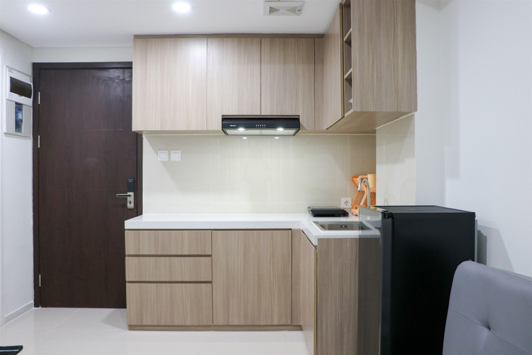 Others 4, Comfort 2BR at Daan Mogot City Apartment By Travelio, Jakarta Barat