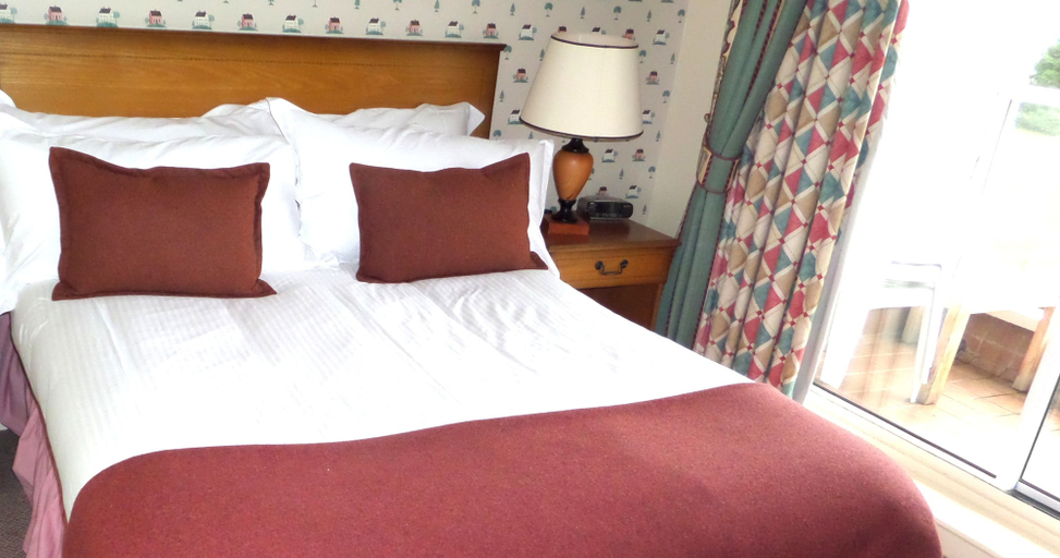 Bedroom 3, Macdonald Forest Hills Resort, Stirling