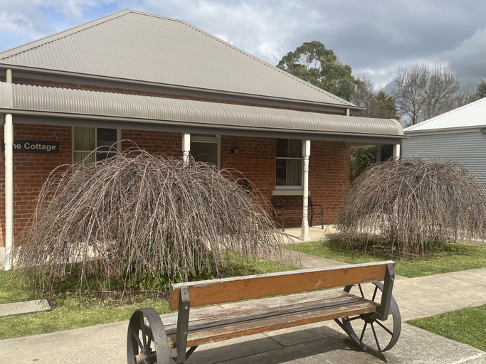 Exterior & Views 2, Millthorpe Boutique Motel, Blayney