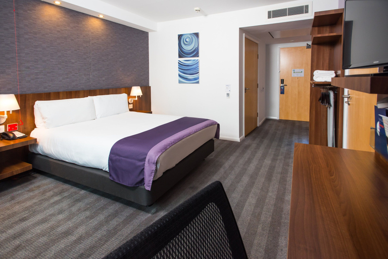 Bedroom 4, Holiday Inn Express LINCOLN CITY CENTRE by IHG, Lincolnshire