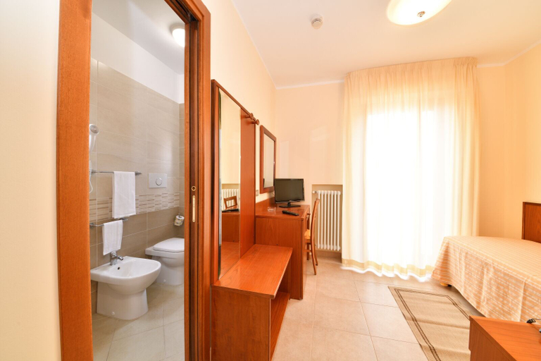 Bedroom 3, Il Nocchiero City Hotel, Catanzaro