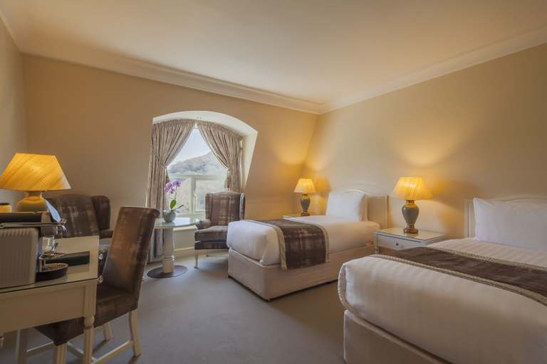 Bedroom 4, The Glenview Hotel And Leisure Club