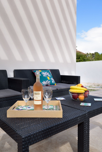 Food & Drinks 4, Villa Holidays, Hérault