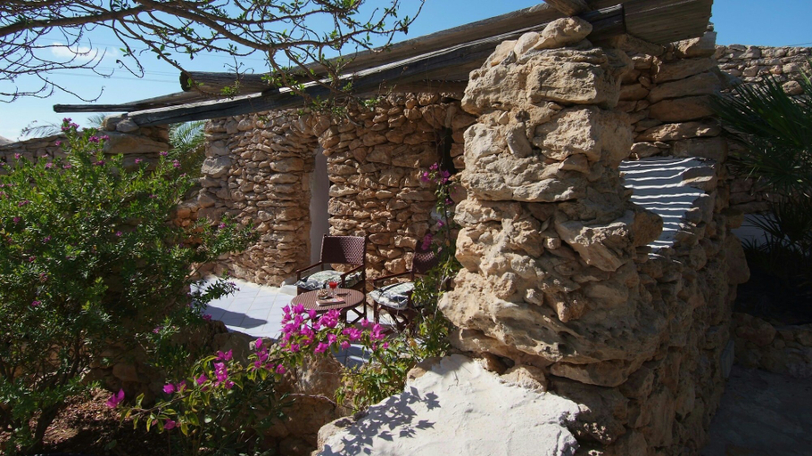 Exterior & Views 2, Albergo I Dammusi Di Borgo Cala Creta, Agrigento