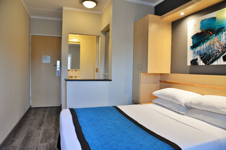 Bedroom 2, Road Lodge Randburg, City of Johannesburg