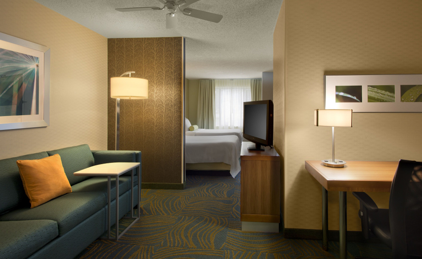 Bedroom 3, Kings Inn & Suites Mason, Warren