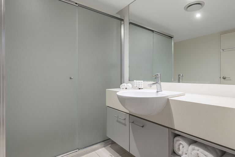 Bathroom 5, Drift Palm Cove, Cairns