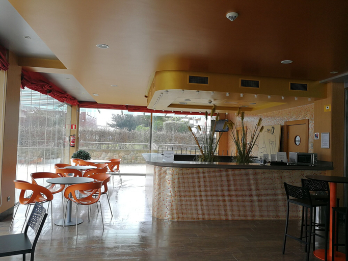 Food & Drinks 4, Apartamentos Marítimo Ris, Cantabria