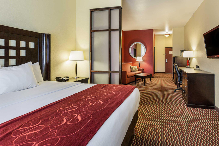 Bedroom 3, Comfort Suites Leesville near Fort Johnson, Vernon