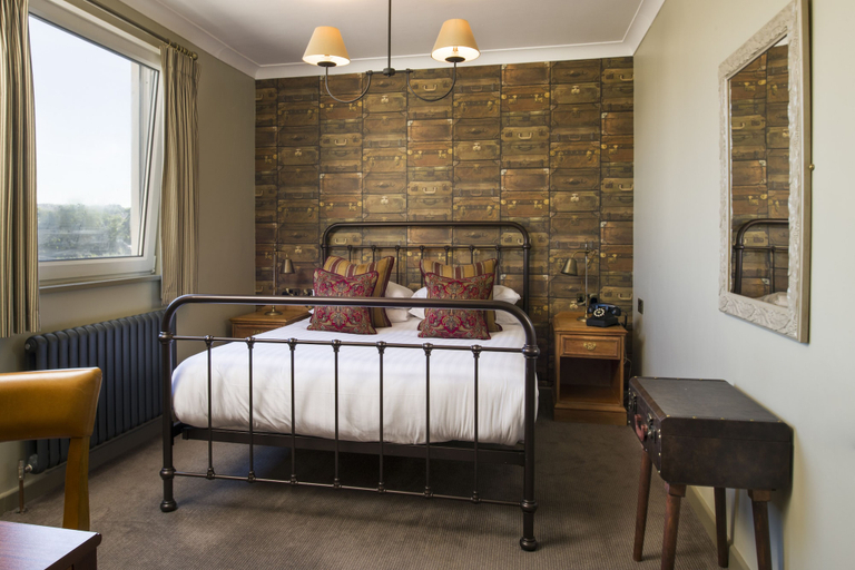 Bedroom 4, Penventon Park Hotel, Cornwall