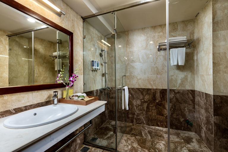 Bathroom 5, Sapa Diamond Hotel, Sa Pa